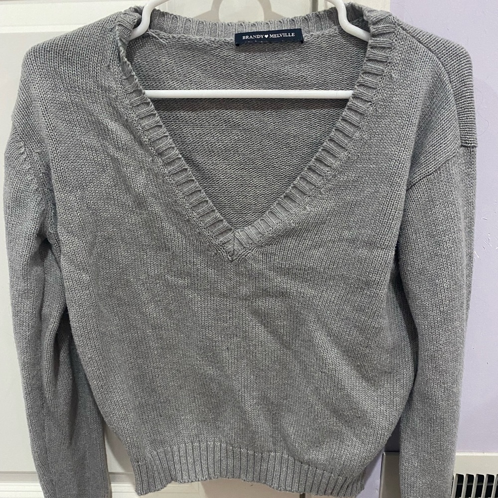 Brandy Melville gray sweater